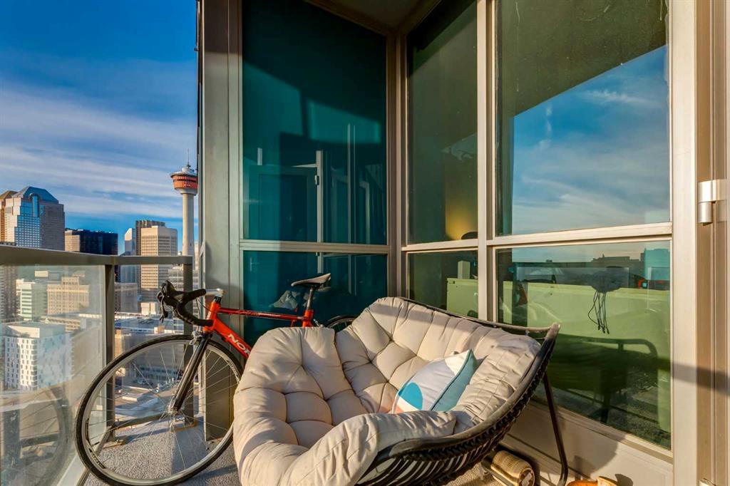 225 11 Avenue SE Unit: 2509