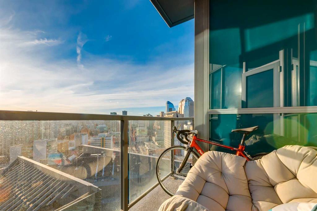 225 11 Avenue SE Unit: 2509