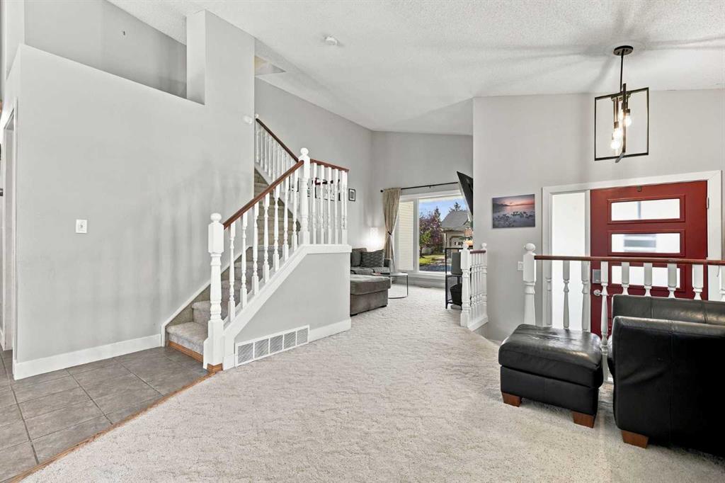 5 Riverview Court