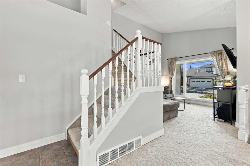 5 Riverview Court