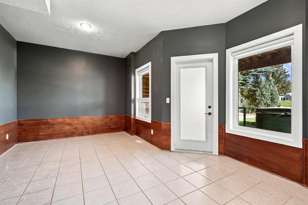 5 Riverview Court