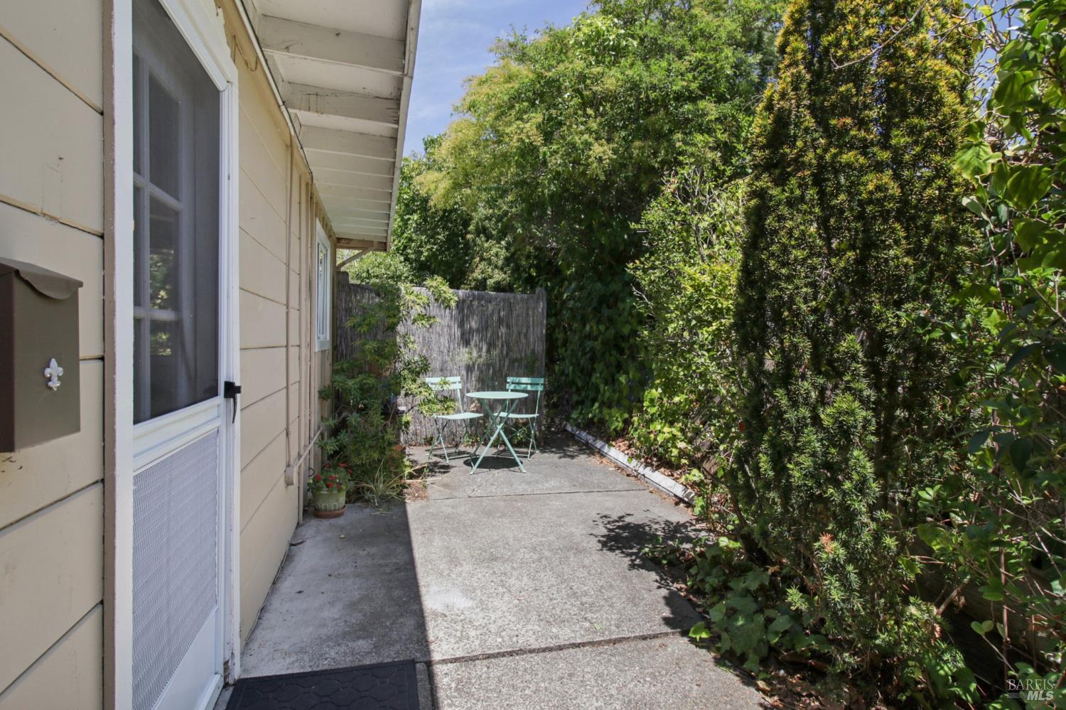 754 Bradley Avenue