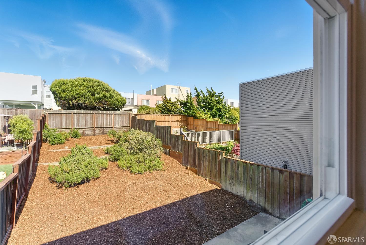 1646 42nd Avenue