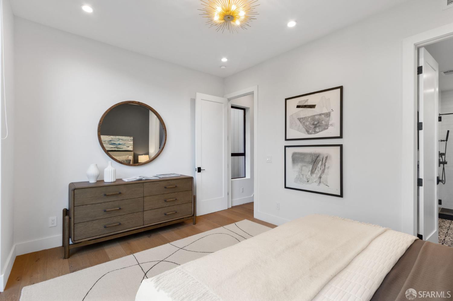 4040 Cesar Chavez Street