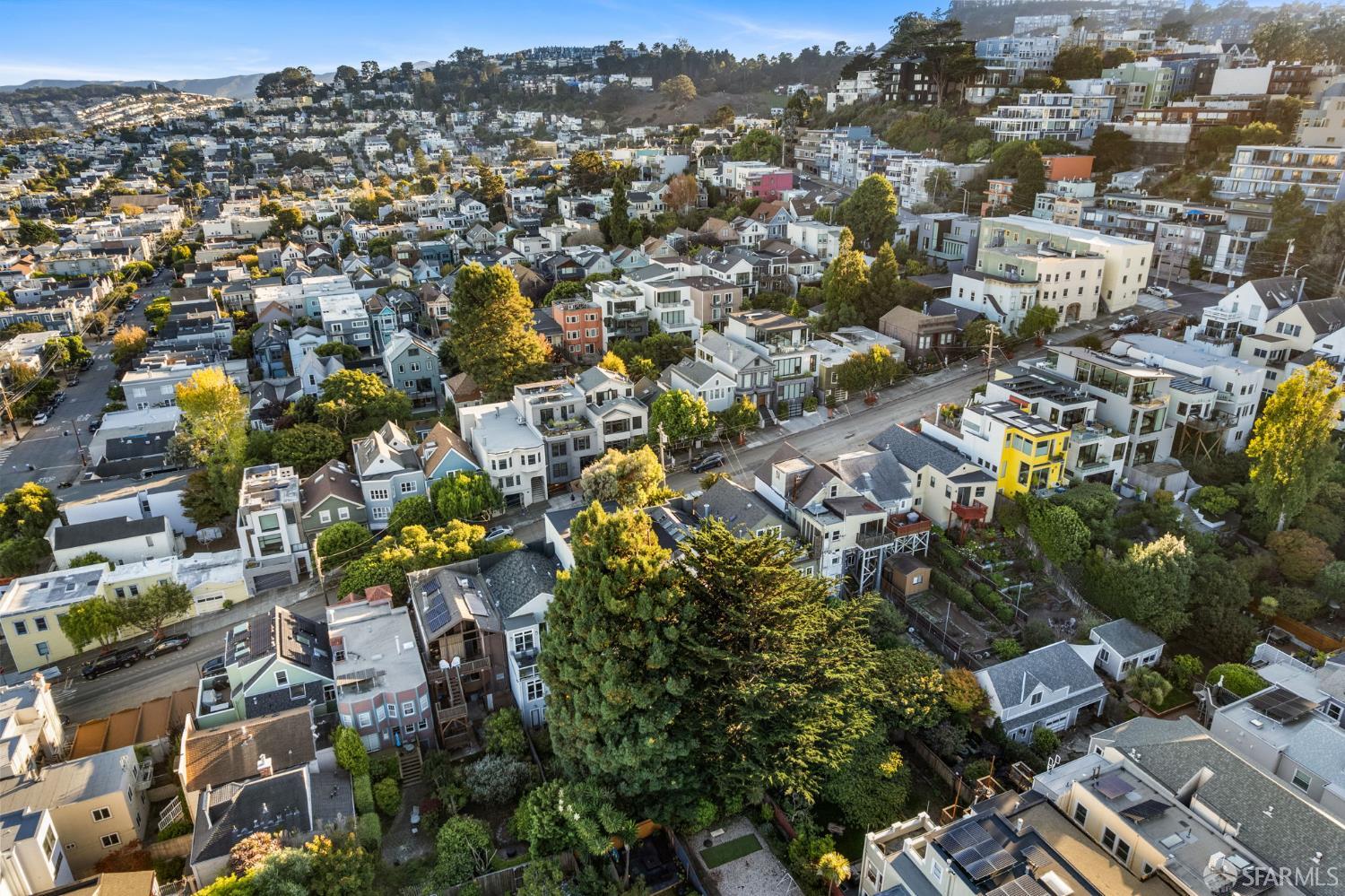 4040 Cesar Chavez Street