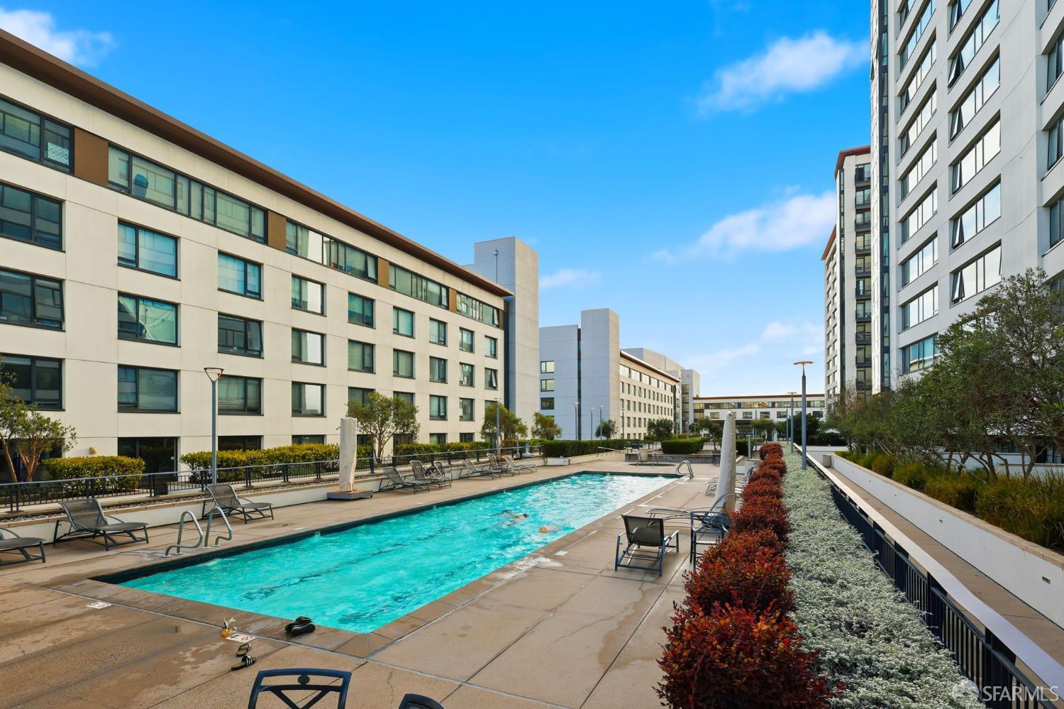 250 King Street # 1304