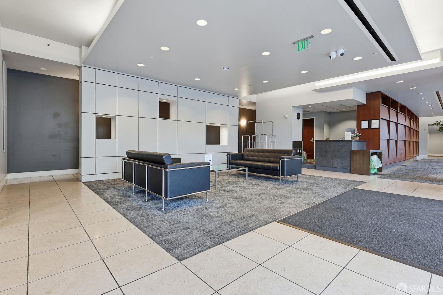 250 King Street # 1304