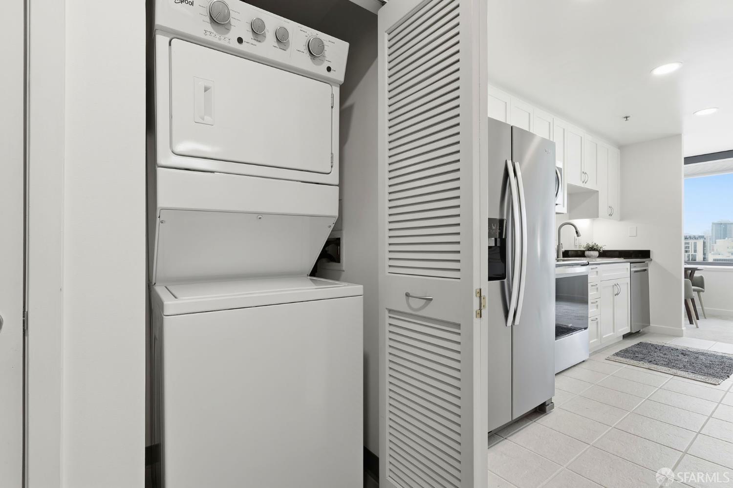 250 King Street # 1304