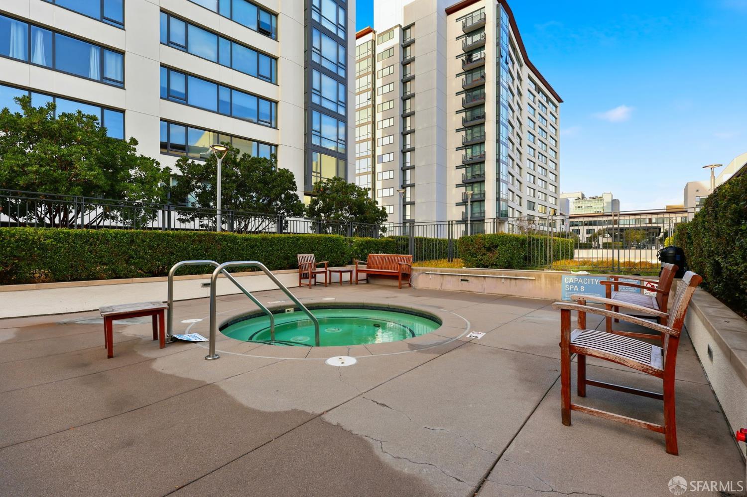 250 King Street # 1304