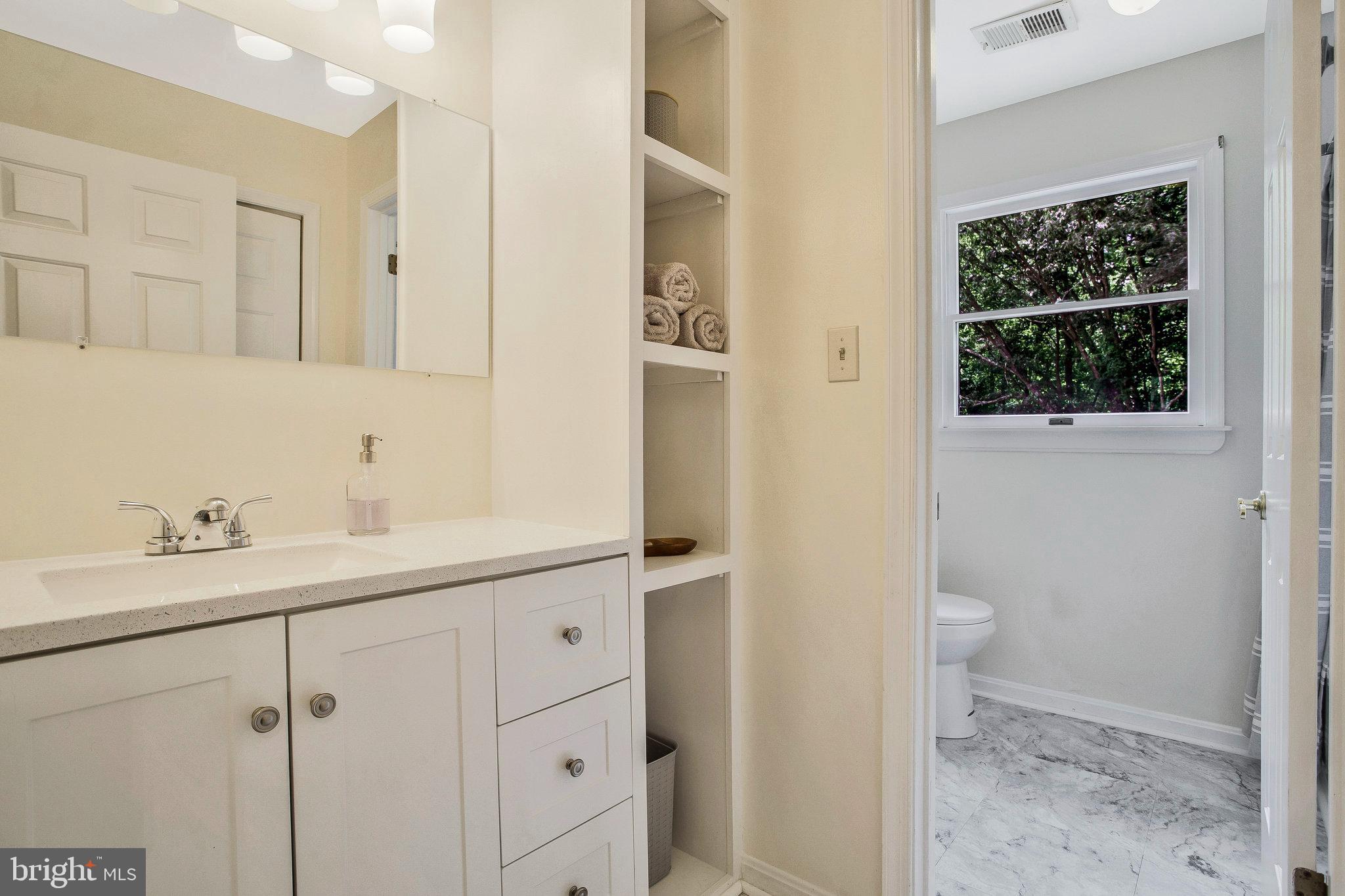 10209 NORWOOD COURT