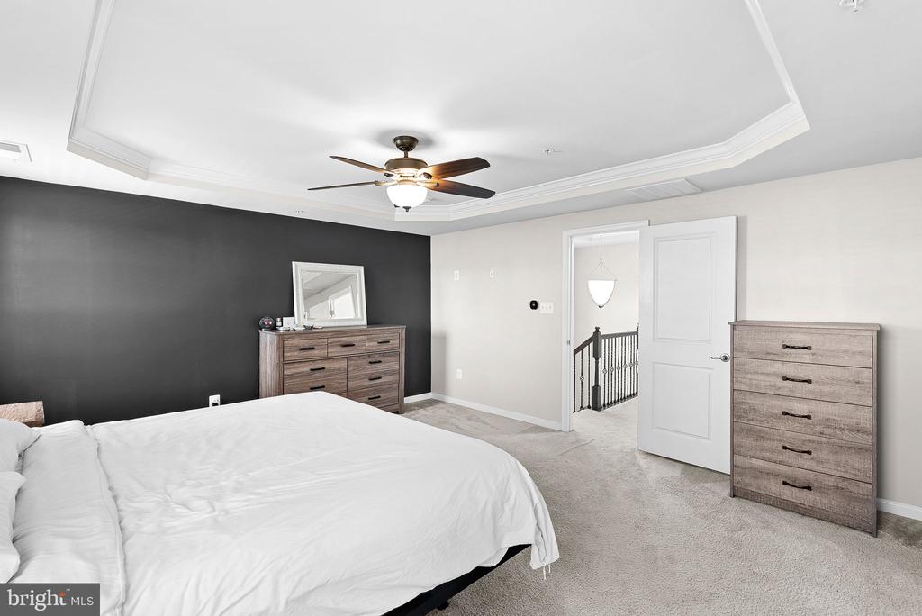6423 MADIGAN TRAIL