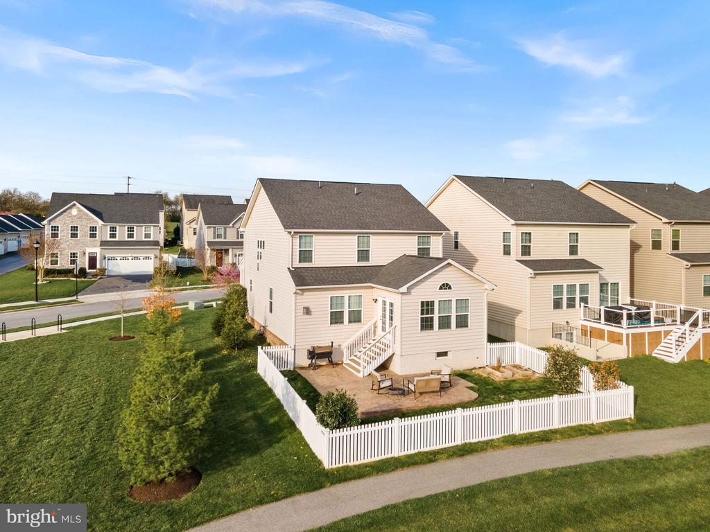 6423 MADIGAN TRAIL