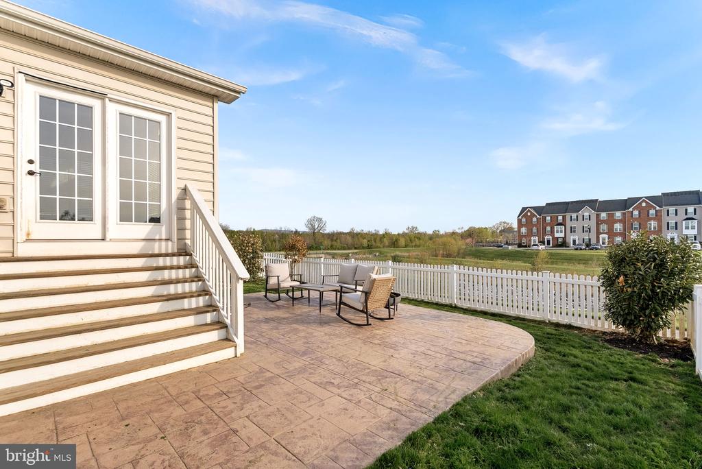 6423 MADIGAN TRAIL