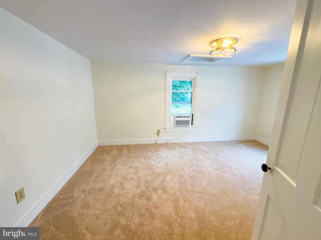 213 W B STREET