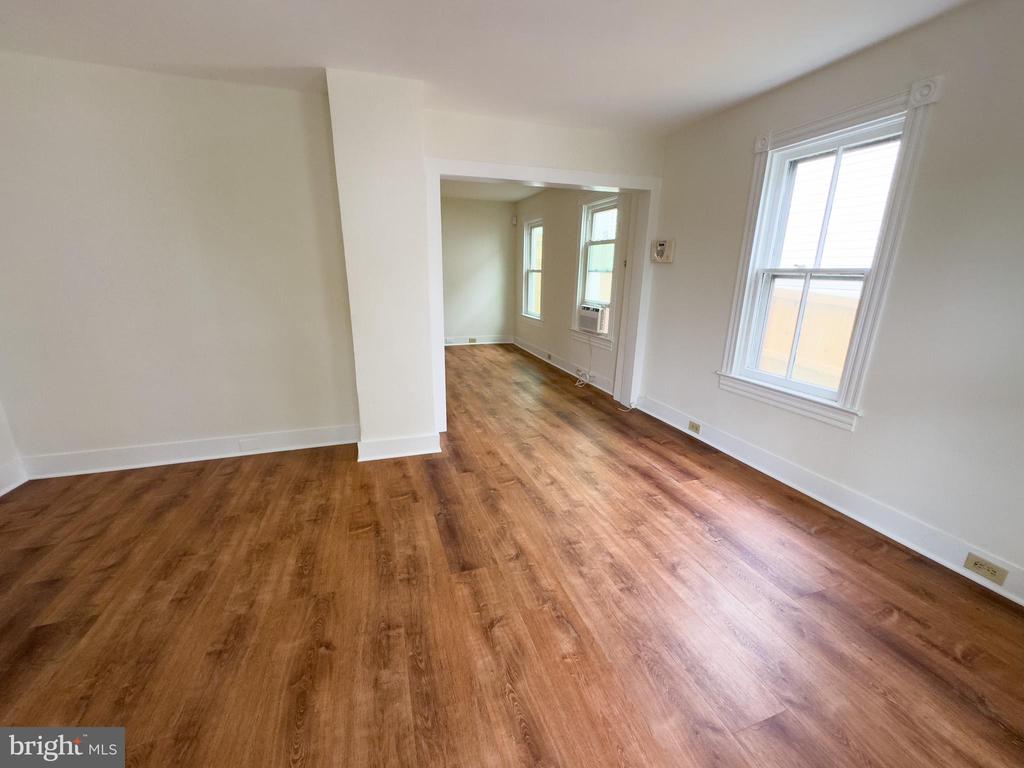 213 W B STREET