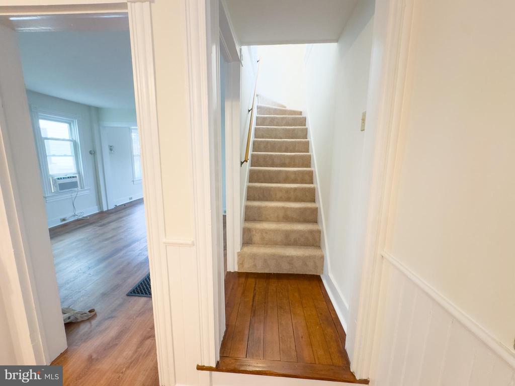 213 W B STREET