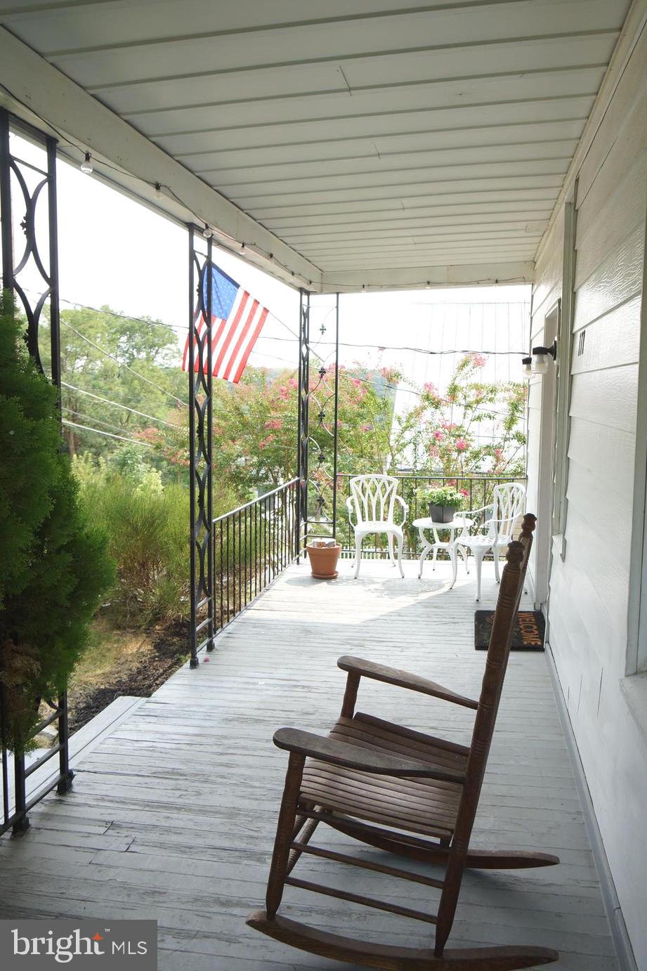 111 4TH AVENUE