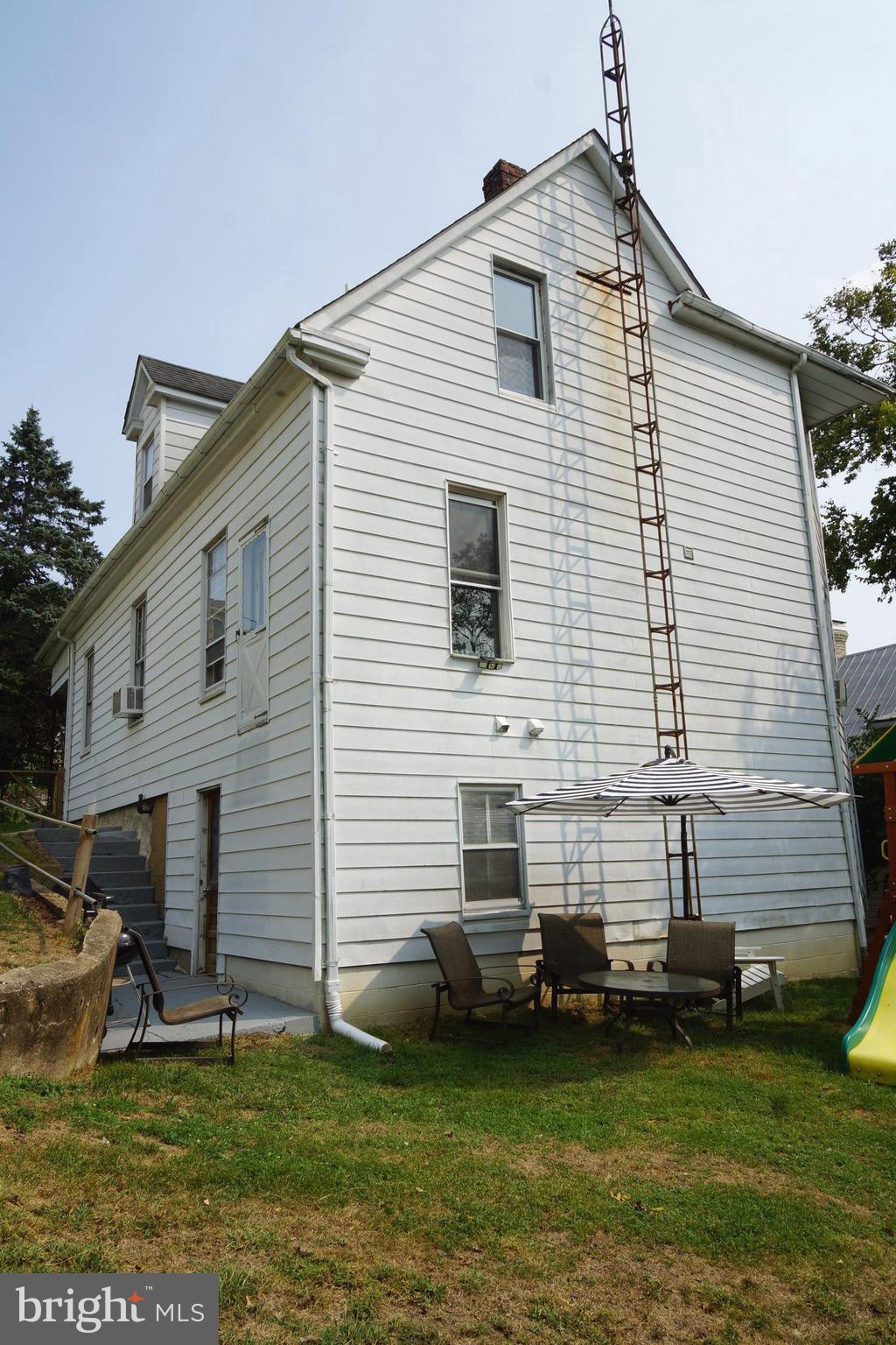 111 4TH AVENUE