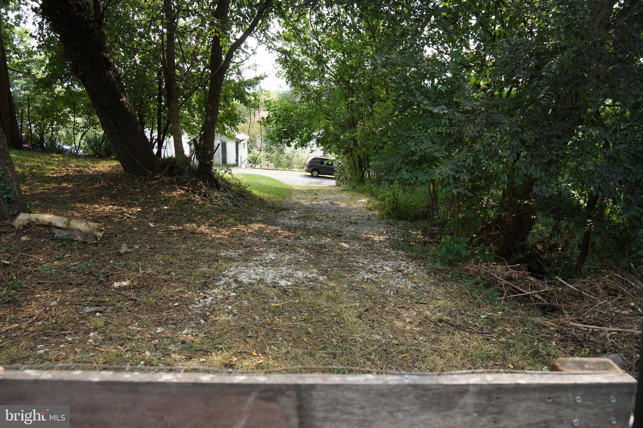 111 4TH AVENUE