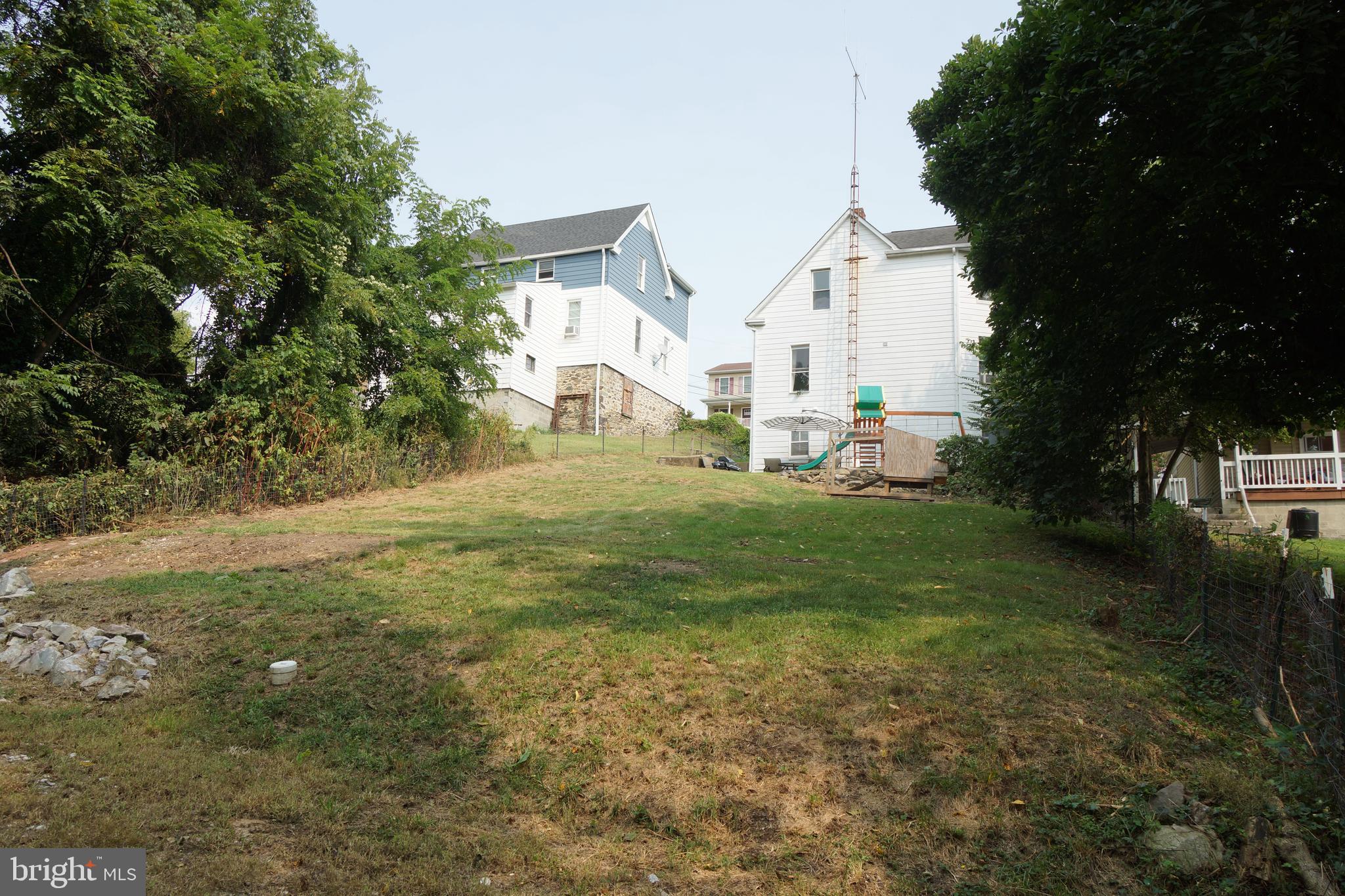 111 4TH AVENUE