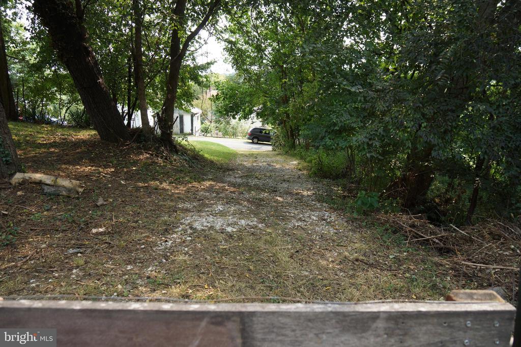 111 4TH AVENUE