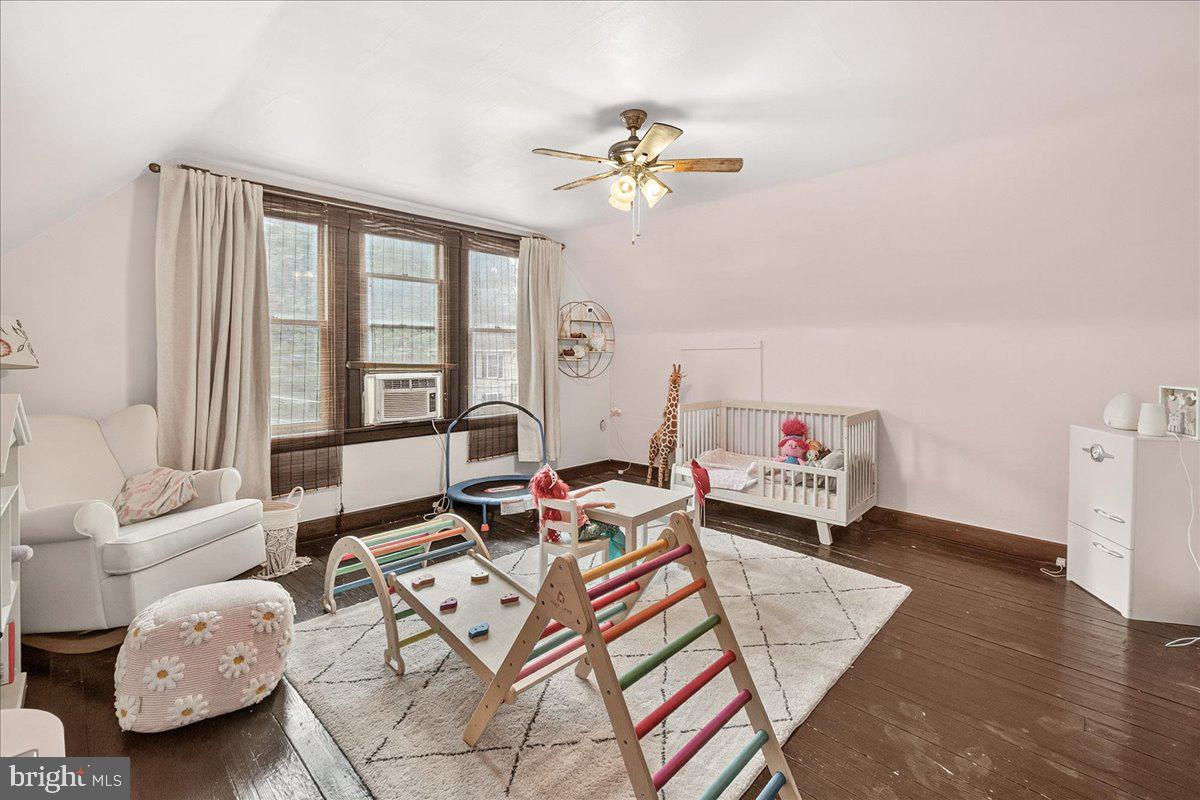 111 4TH AVENUE