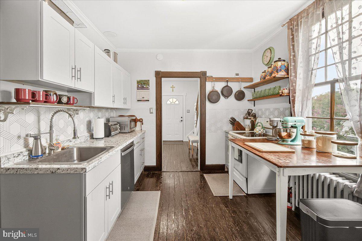 111 4TH AVENUE