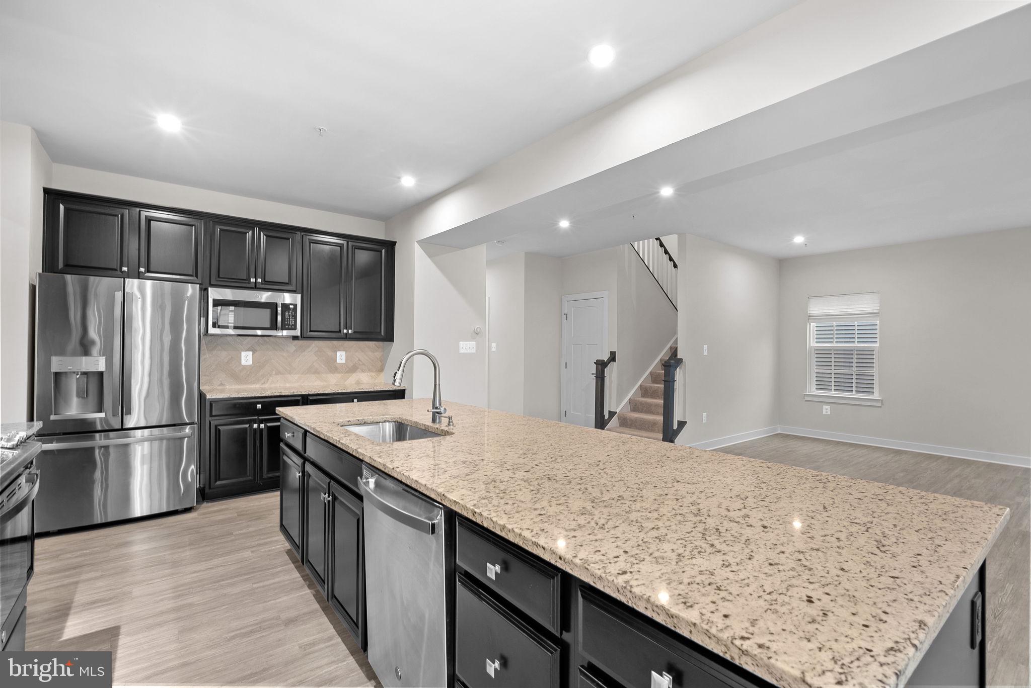 5246 RED MAPLE DRIVE