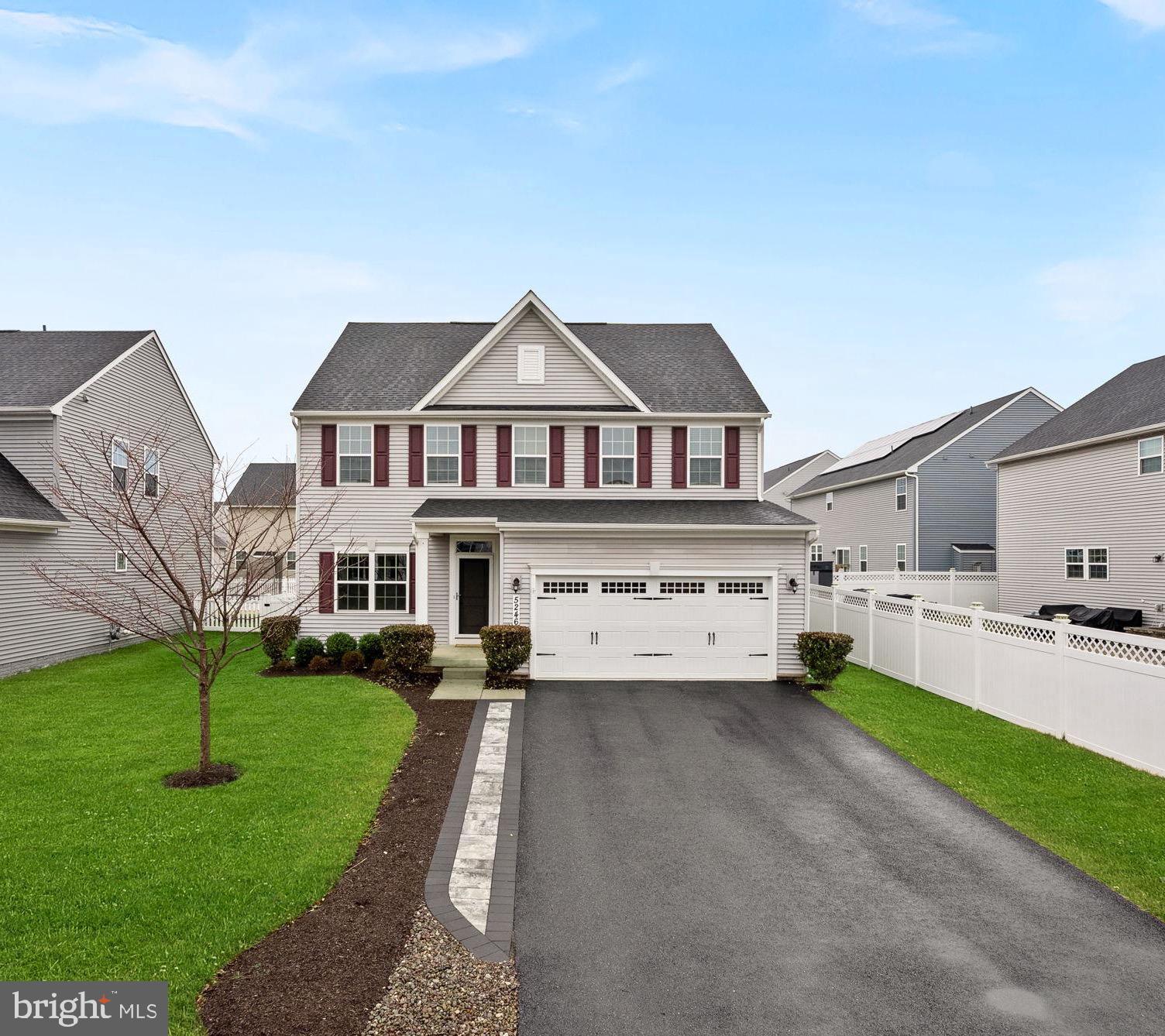 5246 RED MAPLE DRIVE