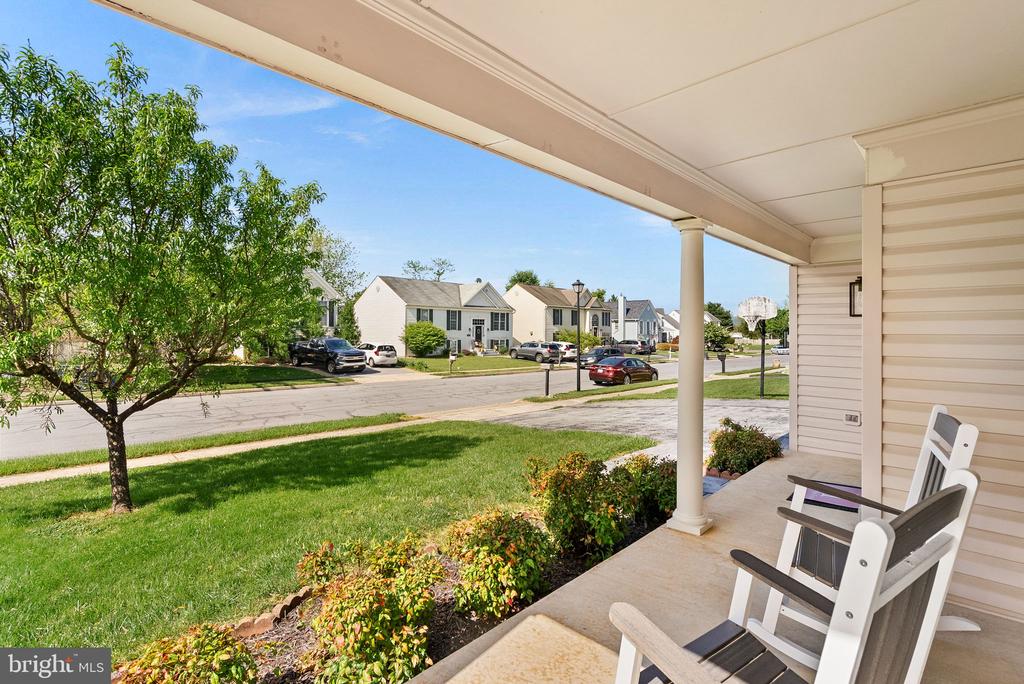 202 WINTER BROOK COURT