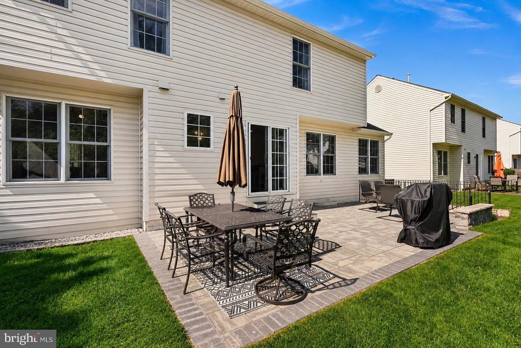 202 WINTER BROOK COURT