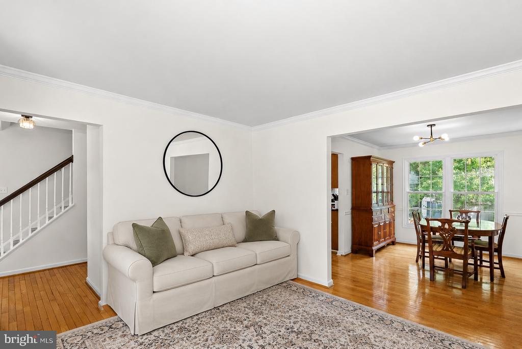 202 WINTER BROOK COURT