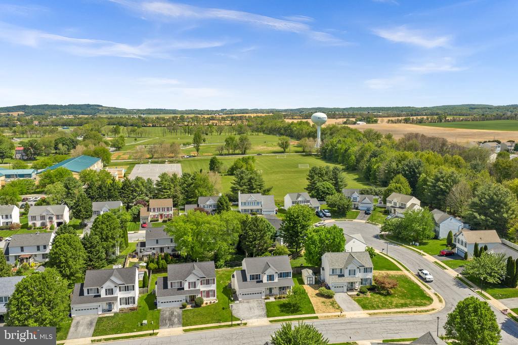 202 WINTER BROOK COURT