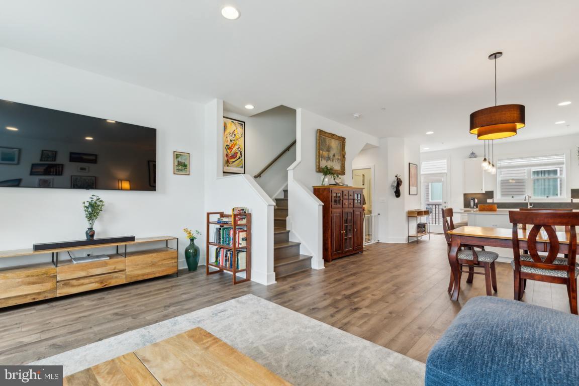 3106 ROYAL FERN PLACE