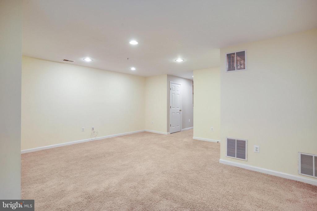 13943 LULLABY ROAD
