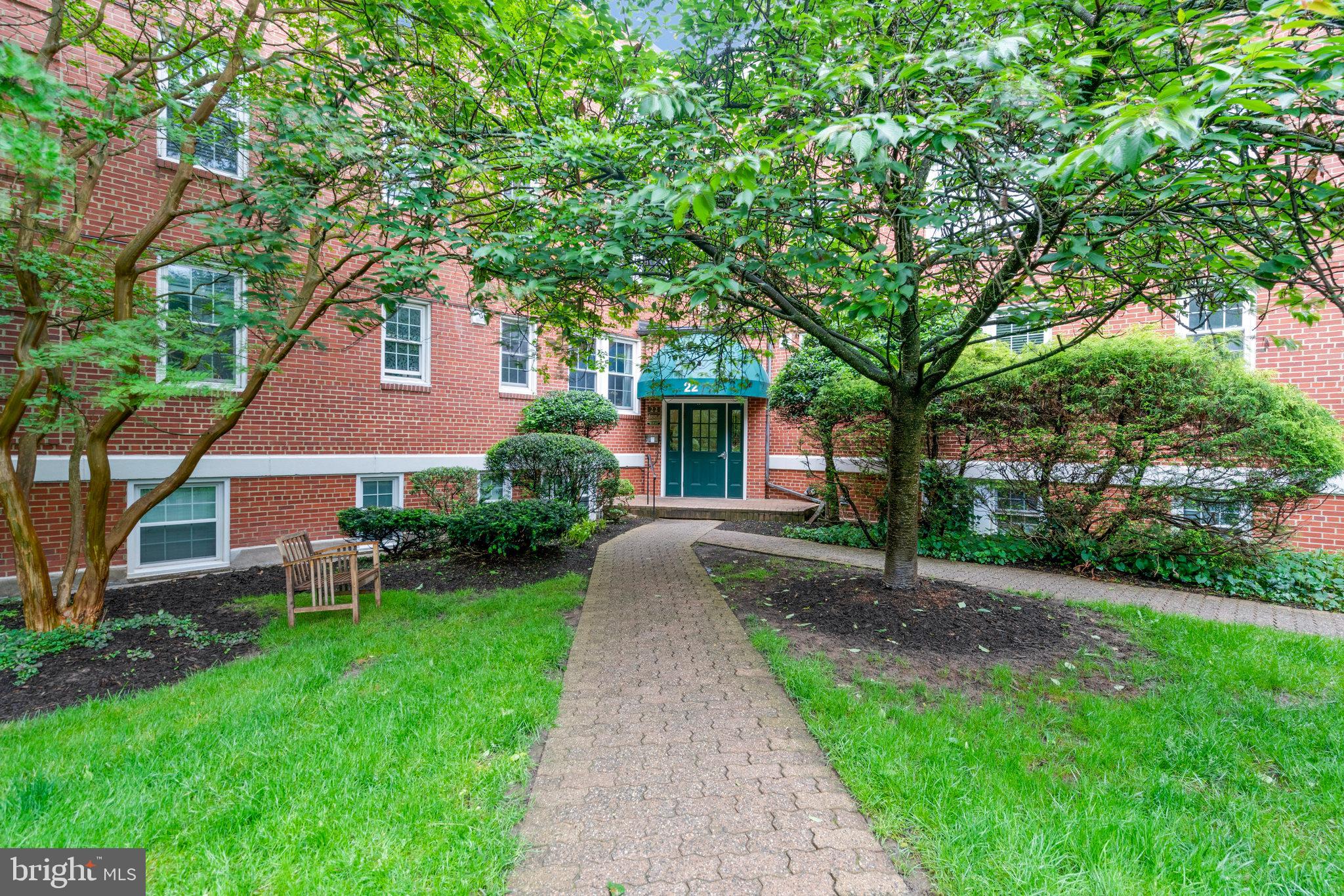 22 S OLD GLEBE ROAD 102-D
