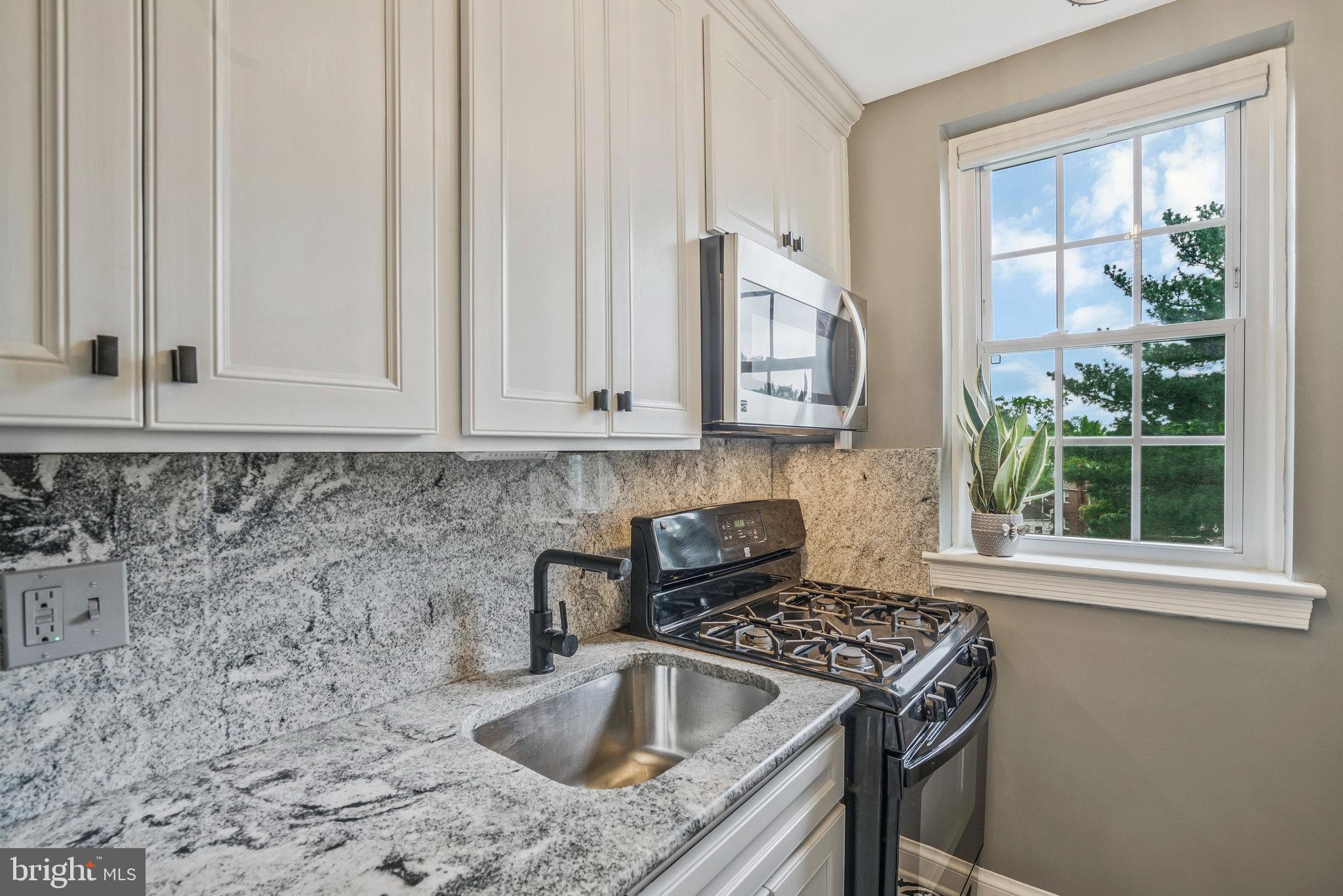 22 S OLD GLEBE ROAD 102-D