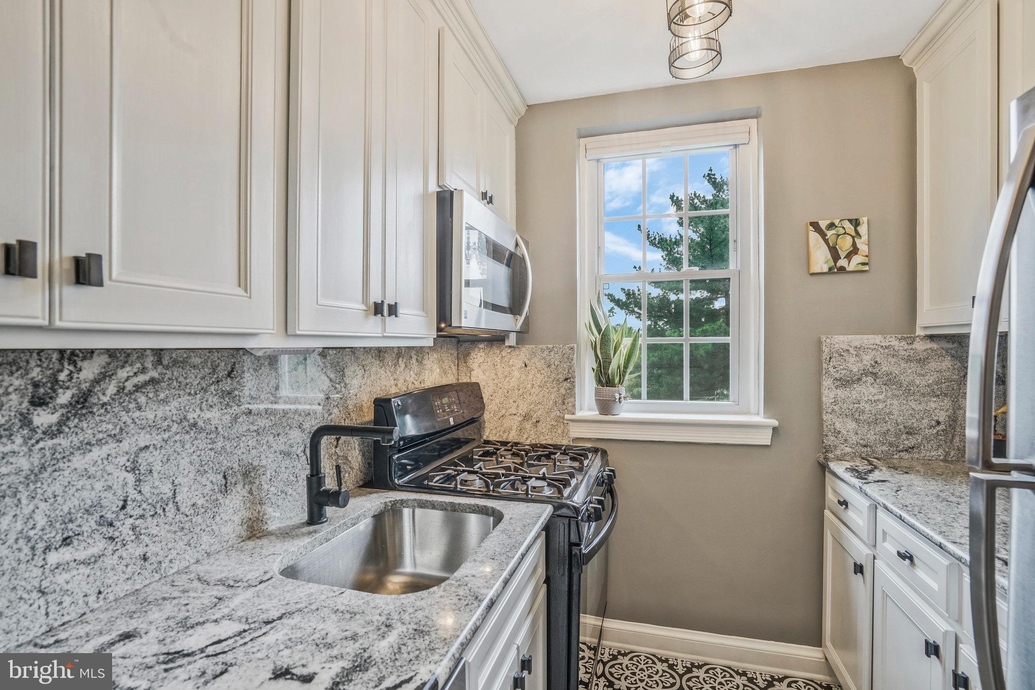 22 S OLD GLEBE ROAD 102-D