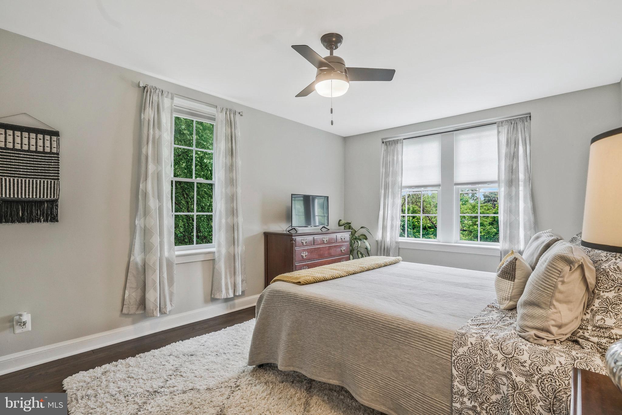 22 S OLD GLEBE ROAD 102-D