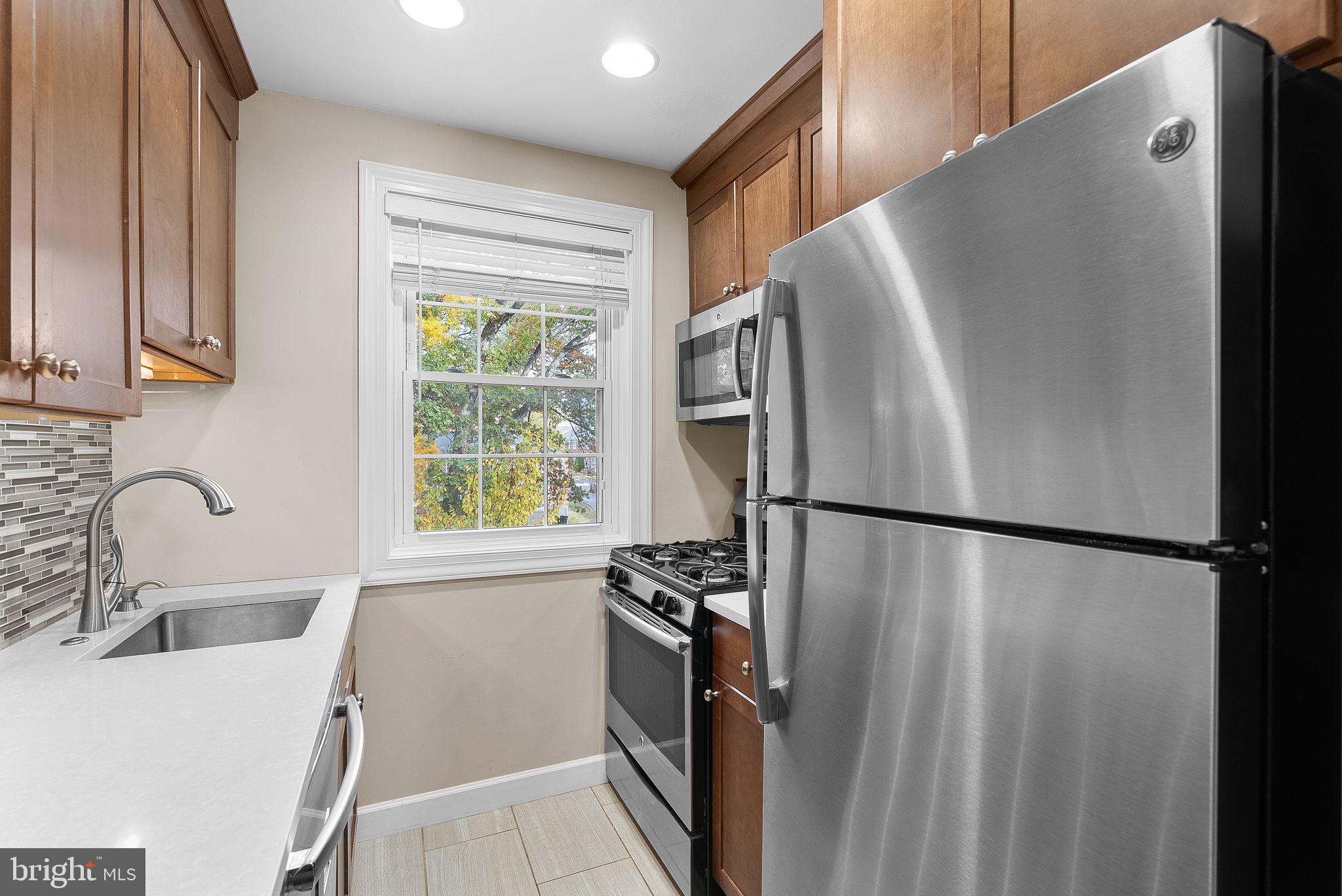 203 N TRENTON STREET 203-4