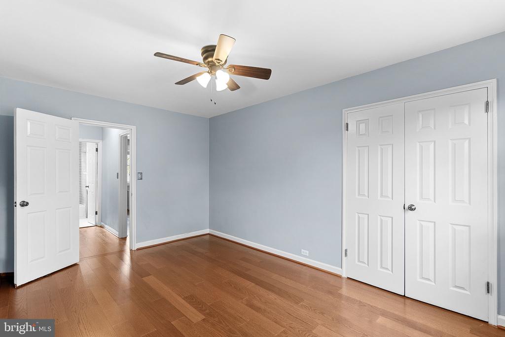 203 N TRENTON STREET 203-4