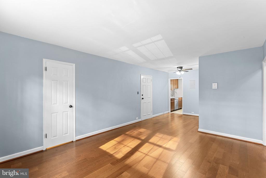 203 N TRENTON STREET 203-4