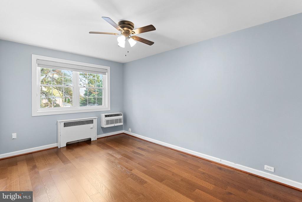 203 N TRENTON STREET 203-4