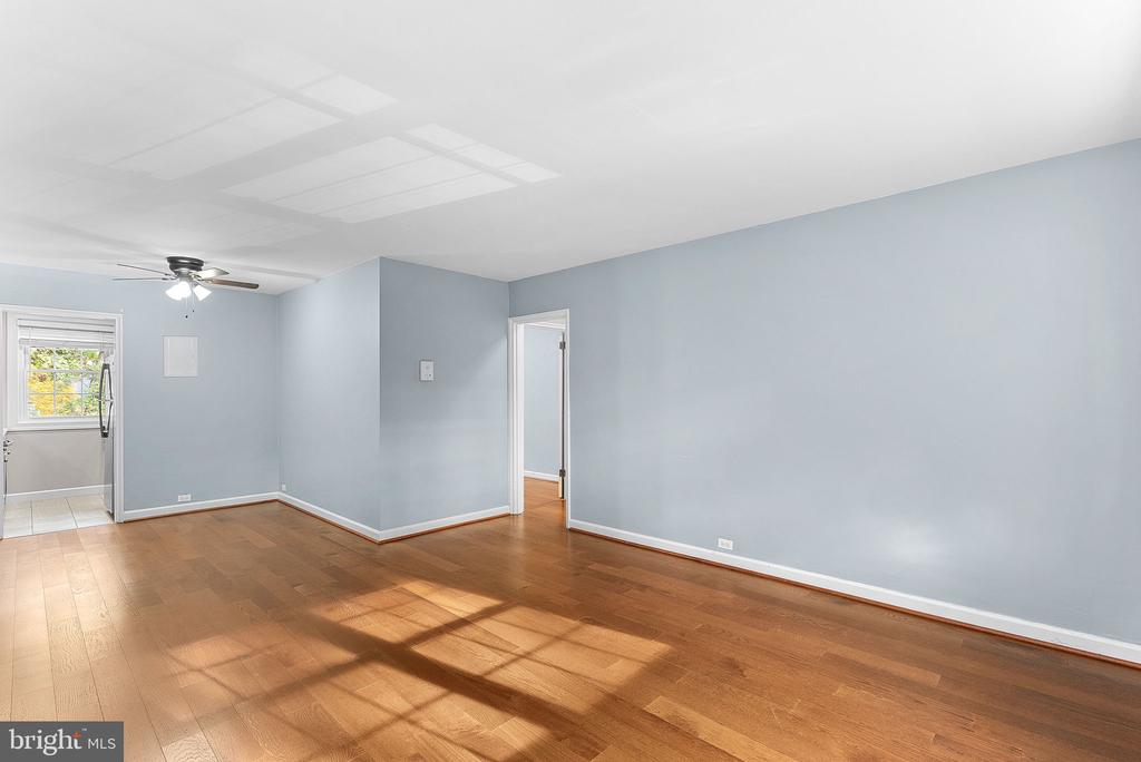 203 N TRENTON STREET 203-4