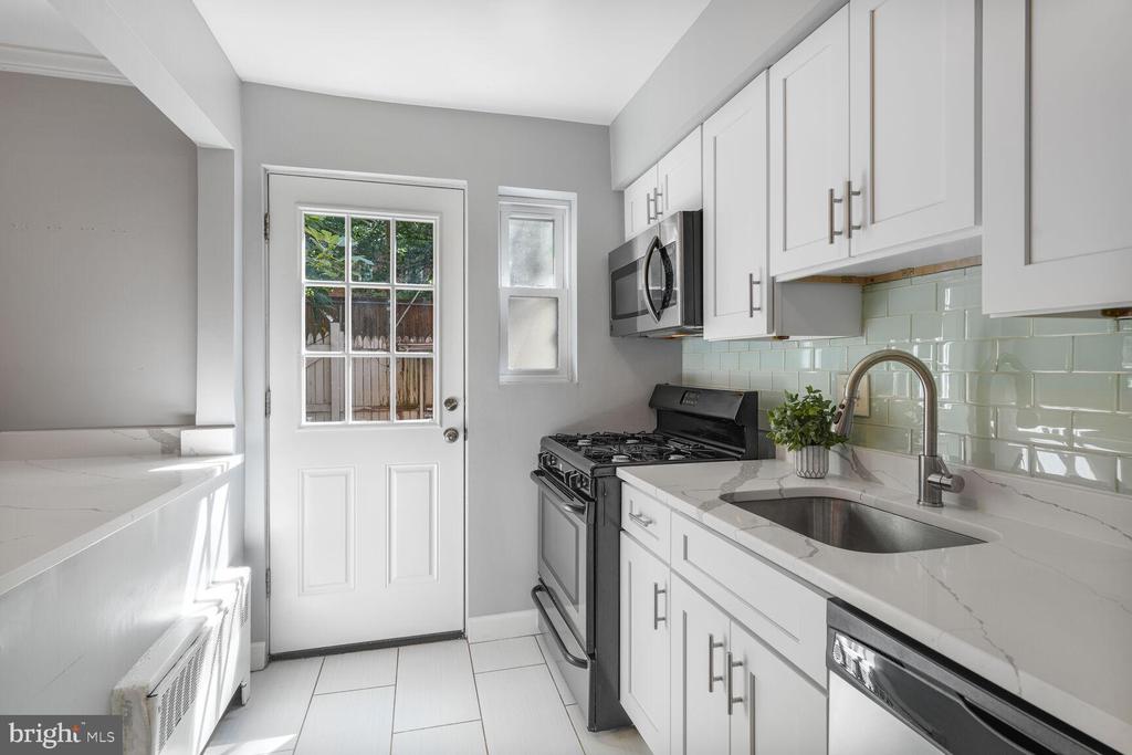 2801 16TH ROAD A S 2801A
