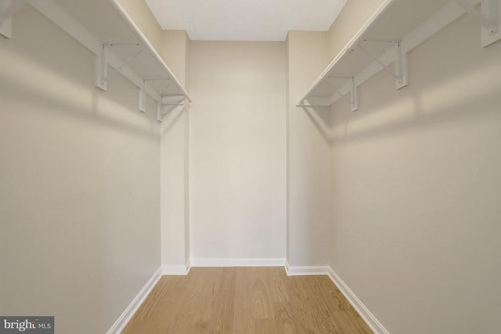 4141 HENDERSON ROAD N 606