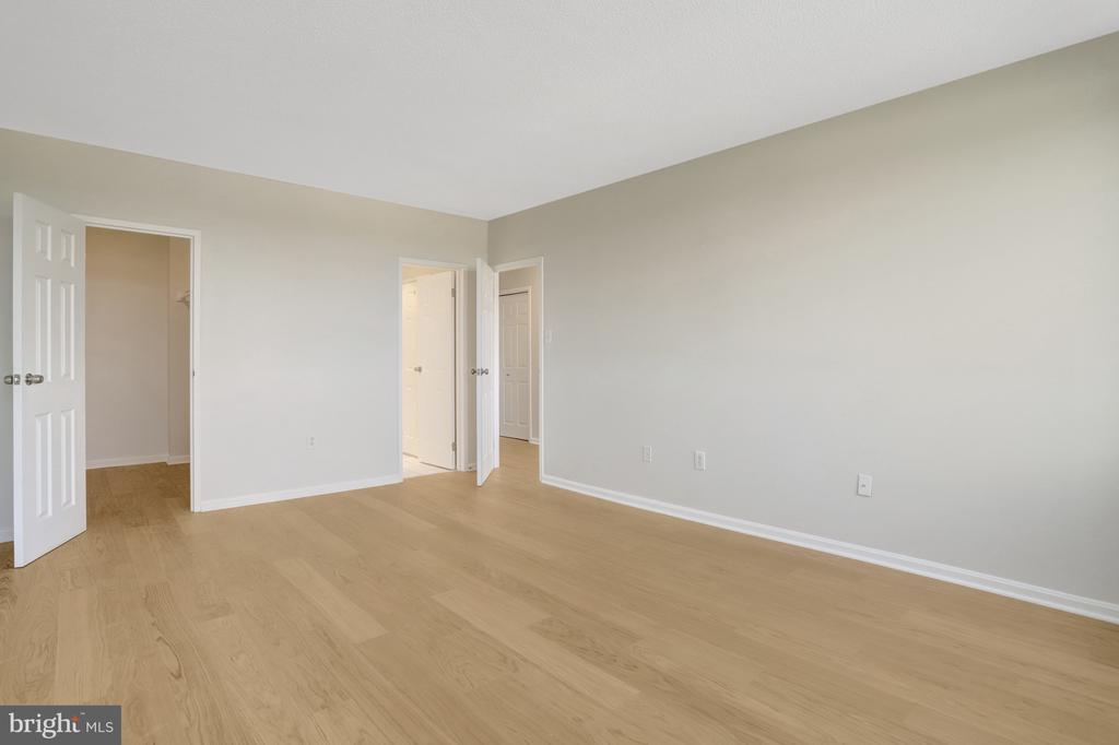 4141 HENDERSON ROAD N 606