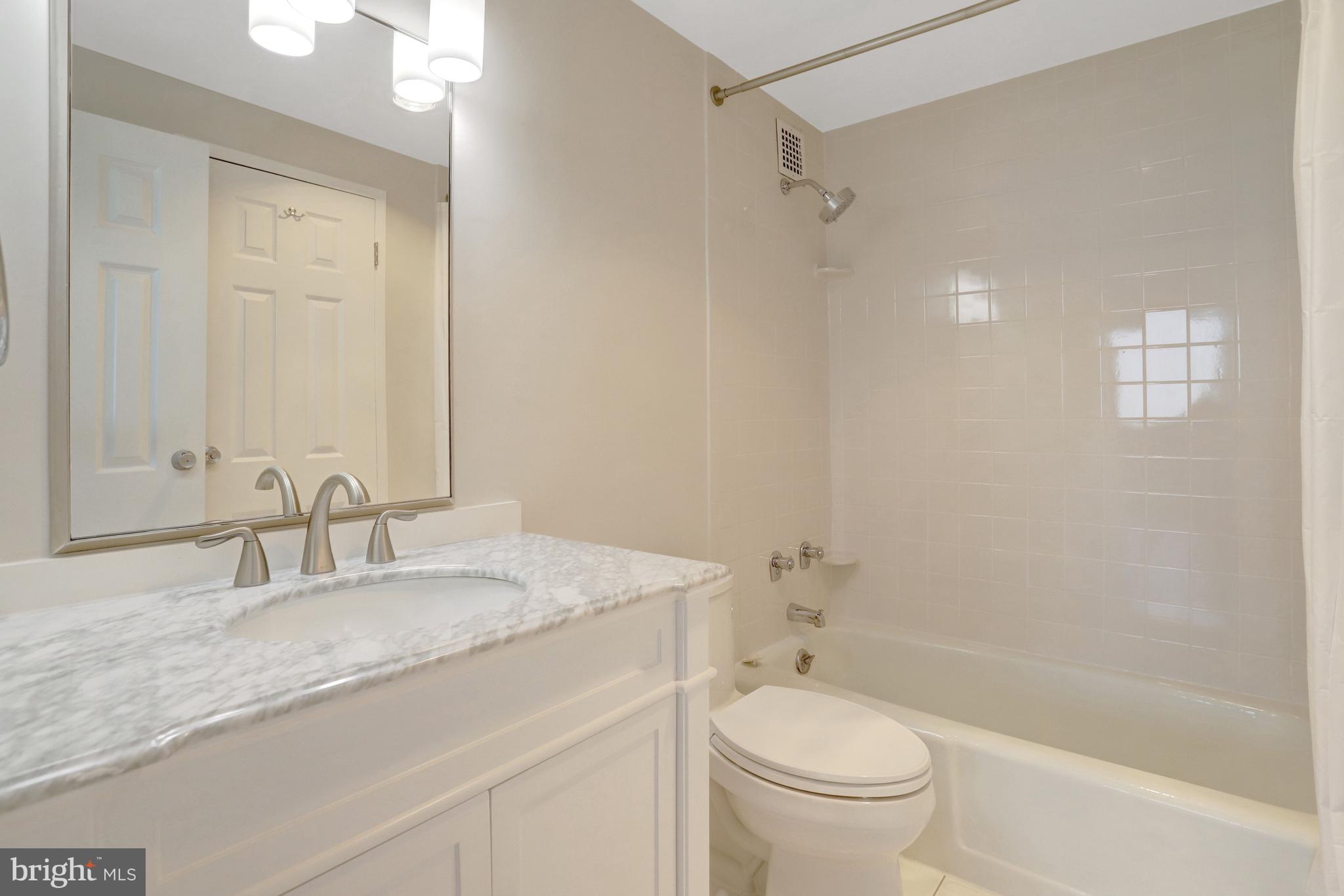 4141 HENDERSON ROAD N 606