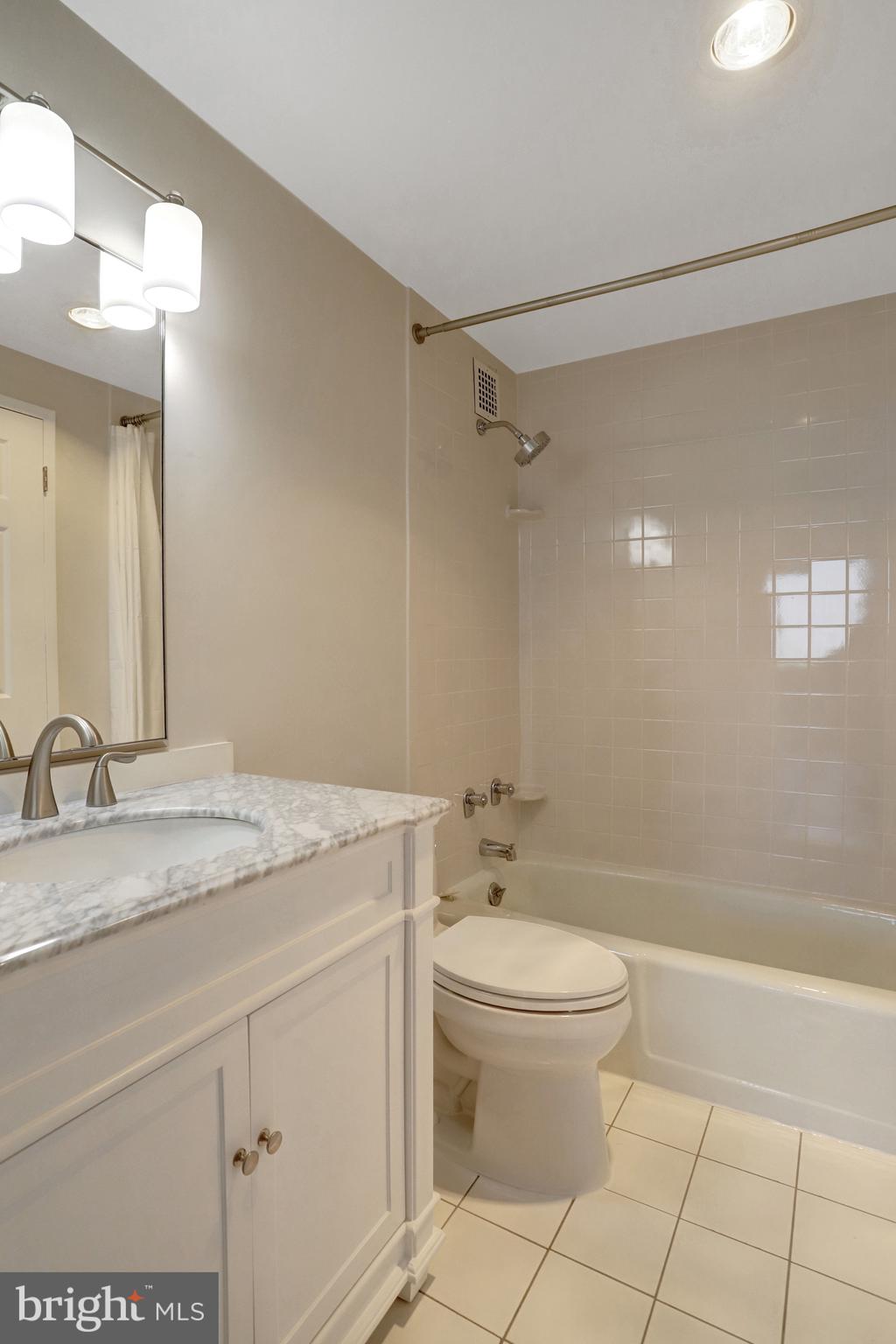 4141 HENDERSON ROAD N 606