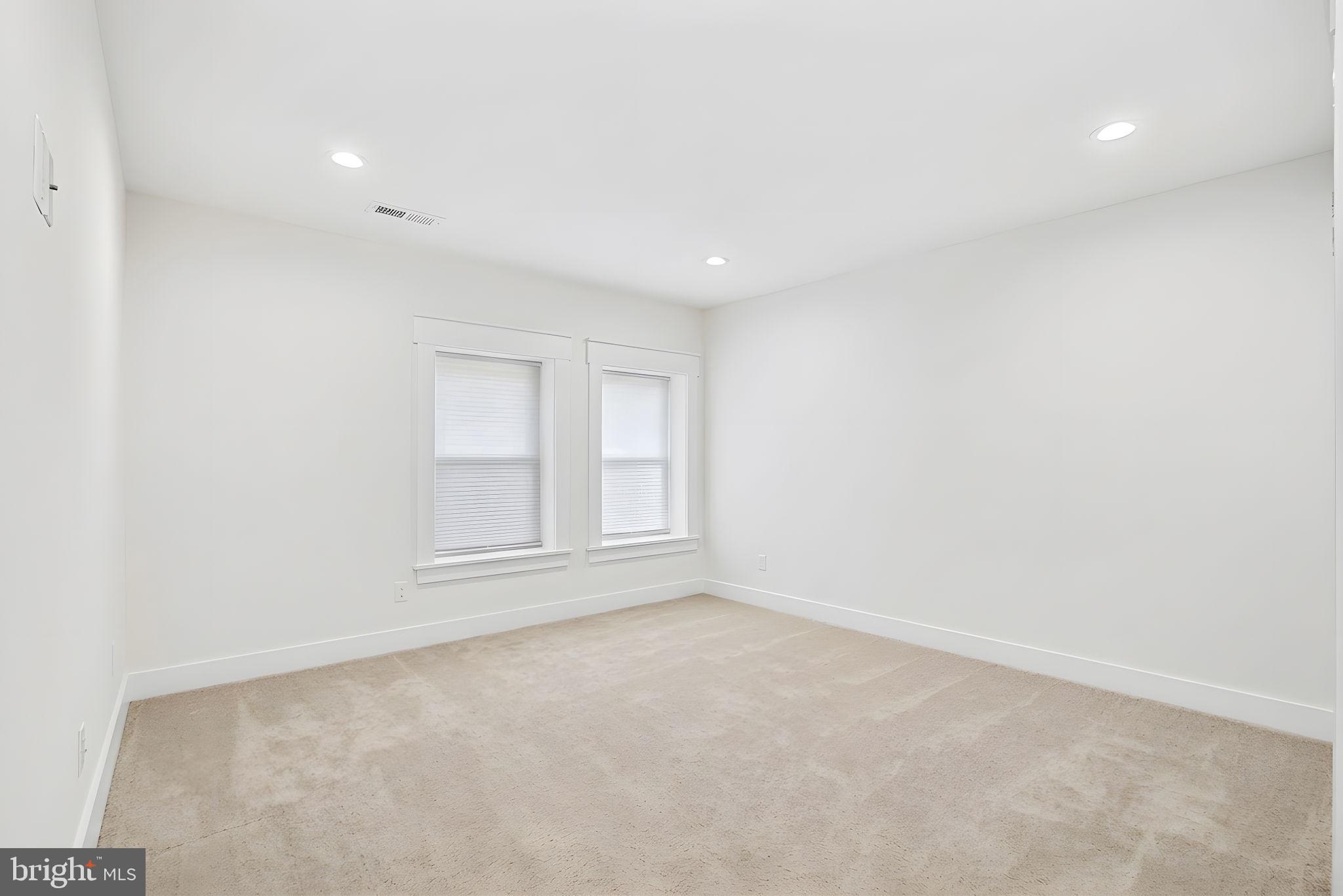 26 S PARK DRIVE